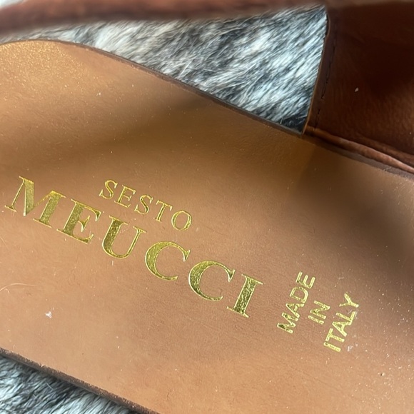 Sesto Meucci Made In Italy Thong Sandals - Picture 7 of 12